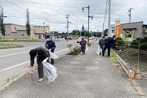 地域のゴミ拾いを行いました